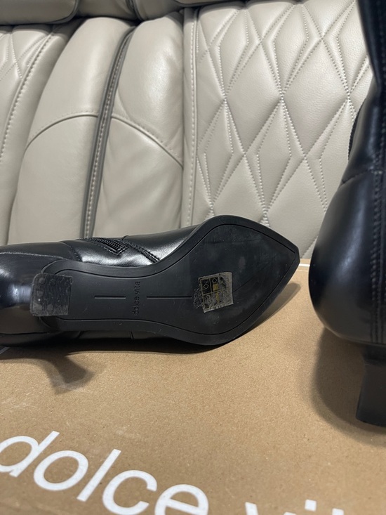 Dolce Vita Black Pointed-Toe Mid-Calf Heeled Boots - Picture 7 of 9